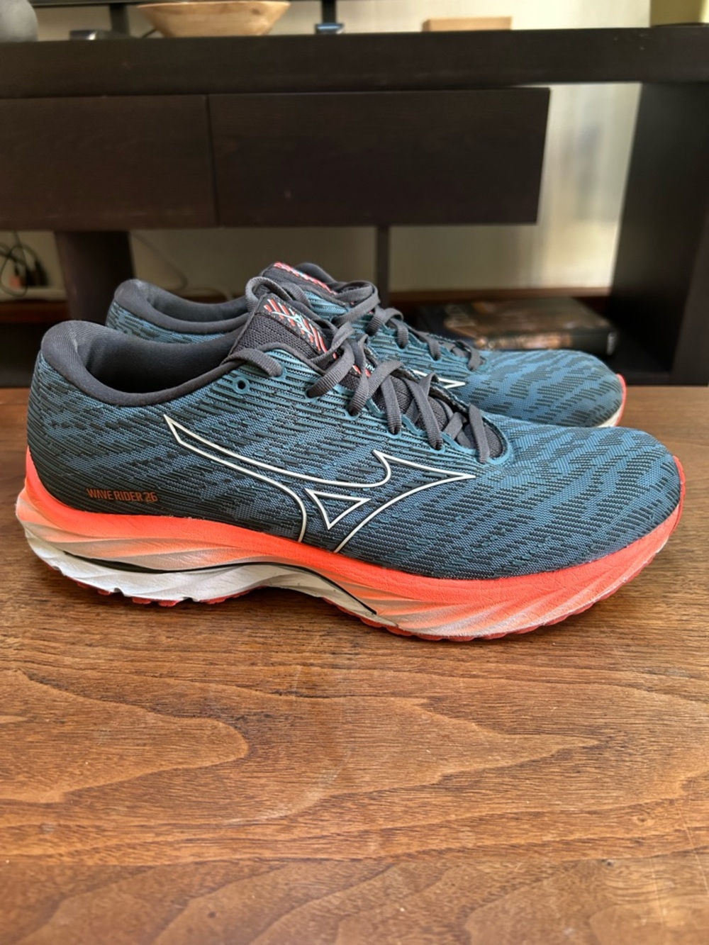 Mizuno Men’s Wave Rider 26 Running Shoes - Teal/Coral